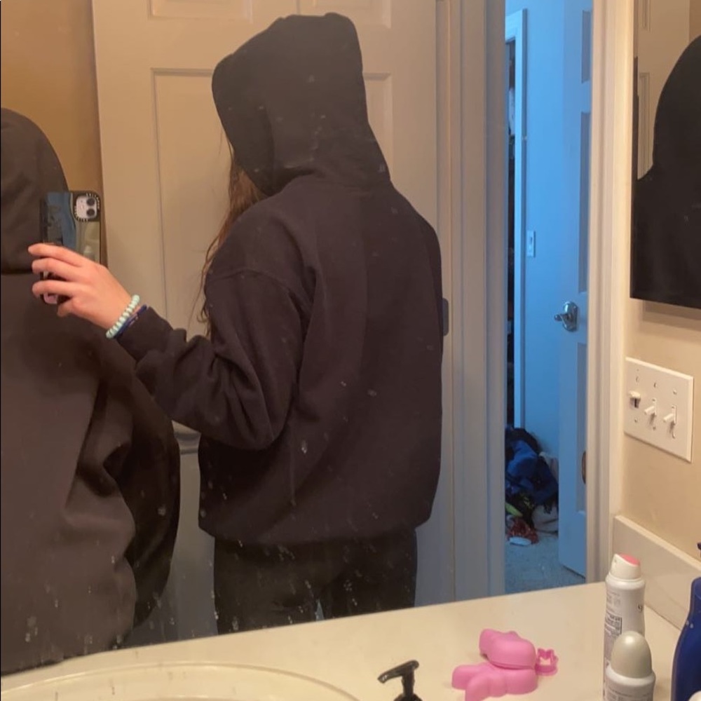 Meet your Posher, Nika